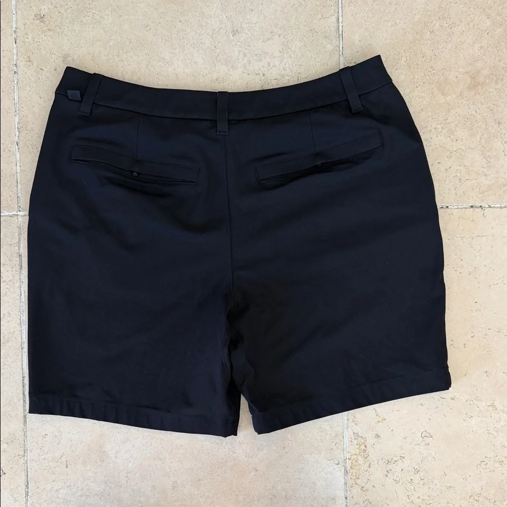 lululemon athletica sleek modern